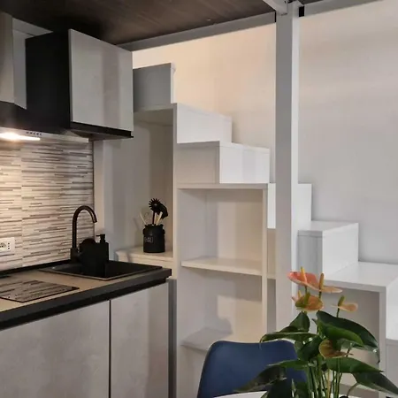 Fantastic Flat Famagosta Area, Forum, Parking, Netflix * Milano
