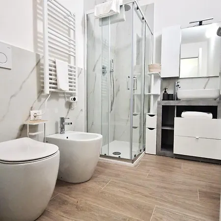 Fantastic Flat Famagosta Area, Forum, Parking, Netflix Milano